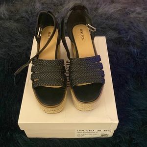 Retro Vibes Platform leather sandal wedge shoe 👠